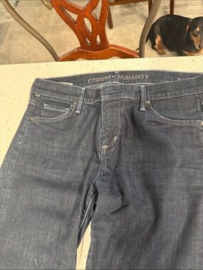 Citizens Of Humanity Straight Leg Jeans in Dark Blue Denim